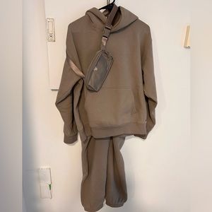 Tna cozy fleece perfect for hoodie/pants/bag